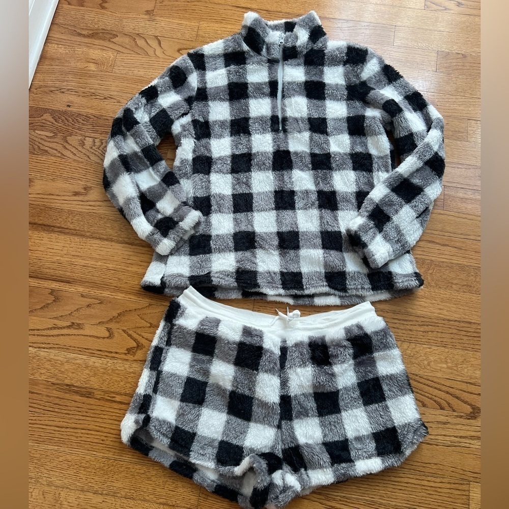 Cozy Black White Checkered Plaid Womans Pajama Set Size L Cozy Comfy